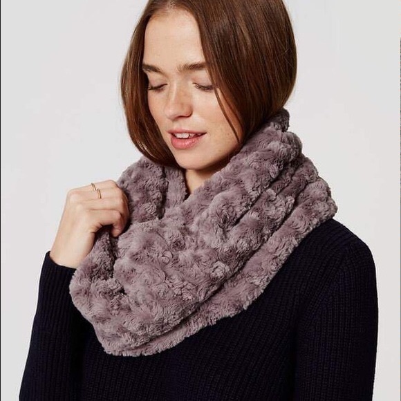 LOFT Accessories - New Ann Taylor Loft Rosette Snood Infinity Scarf